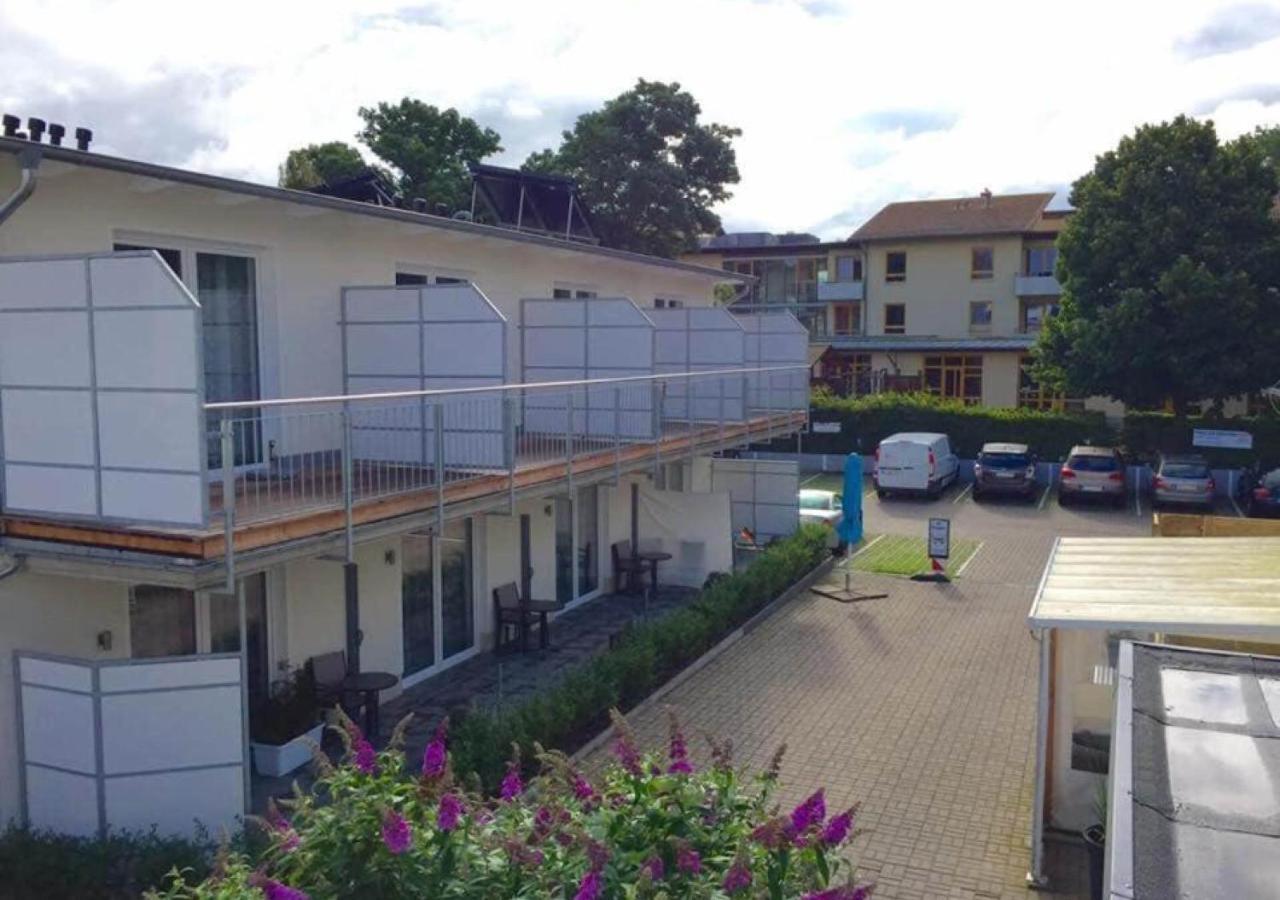 Hotel Zur Traube Kuehlungsborn Exterior foto