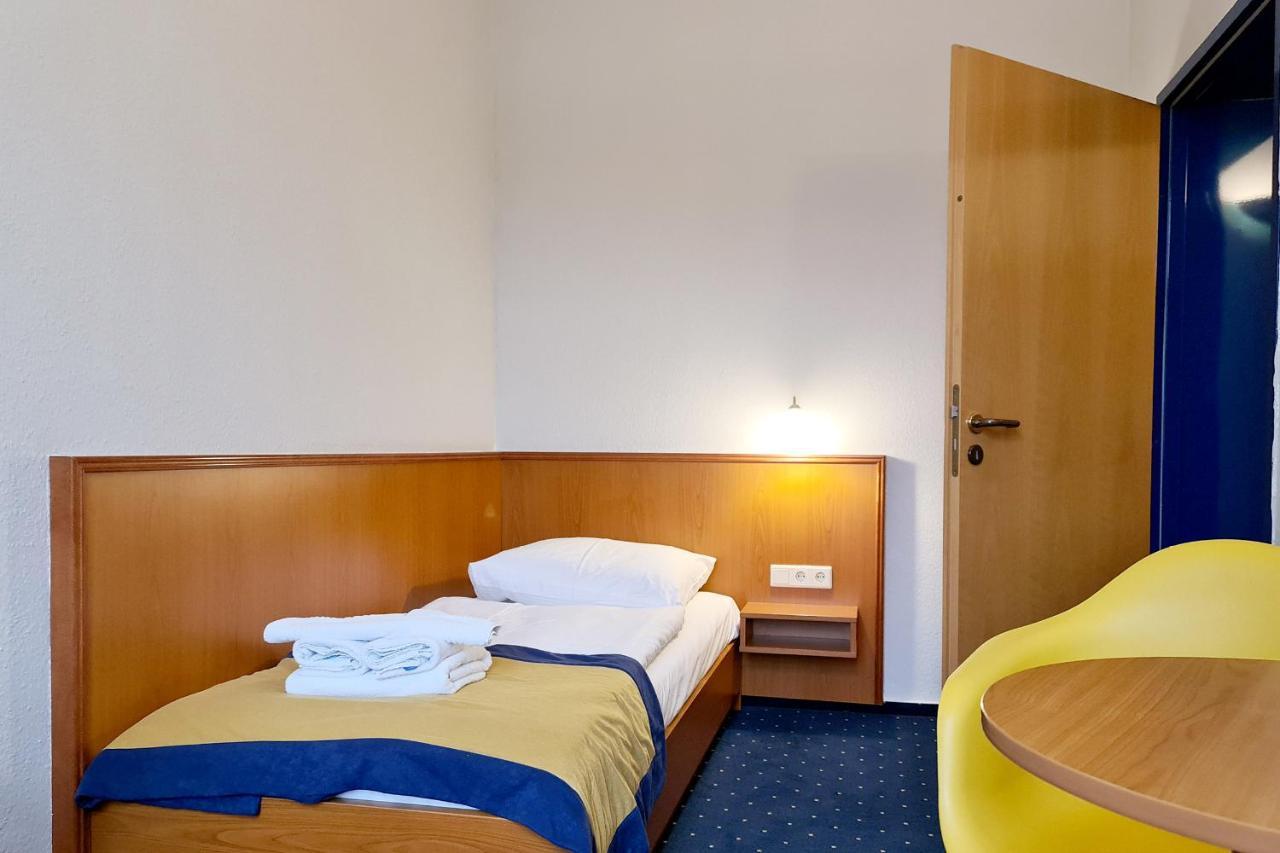 Hotel Zur Traube Kuehlungsborn Exterior foto